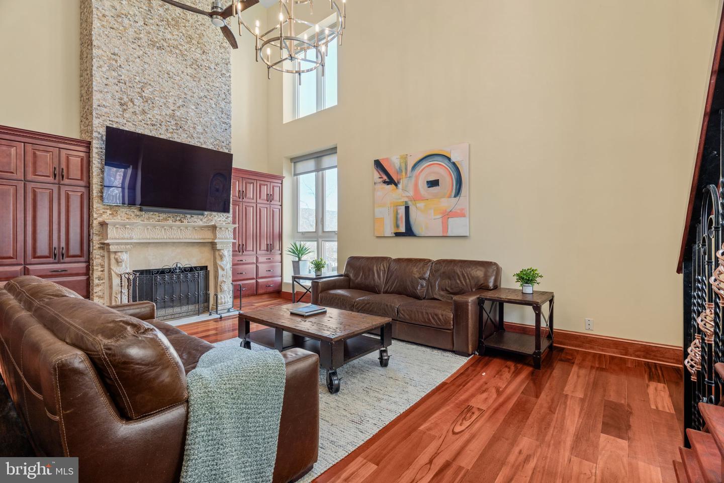 802 Locust St #penthouse Property Photo 13