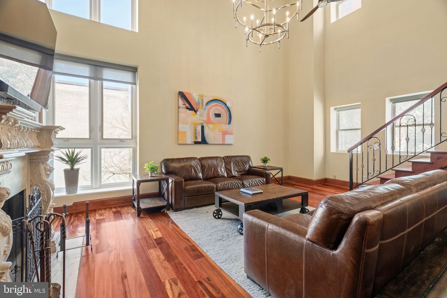 802 Locust St #penthouse Property Photo 18