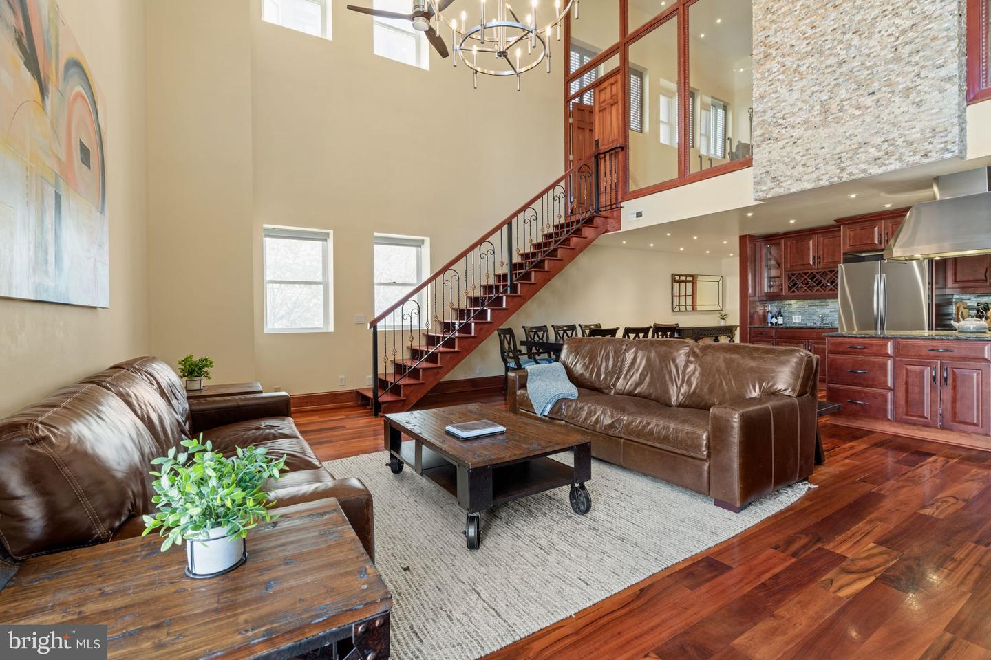 802 Locust St #penthouse Property Photo 19
