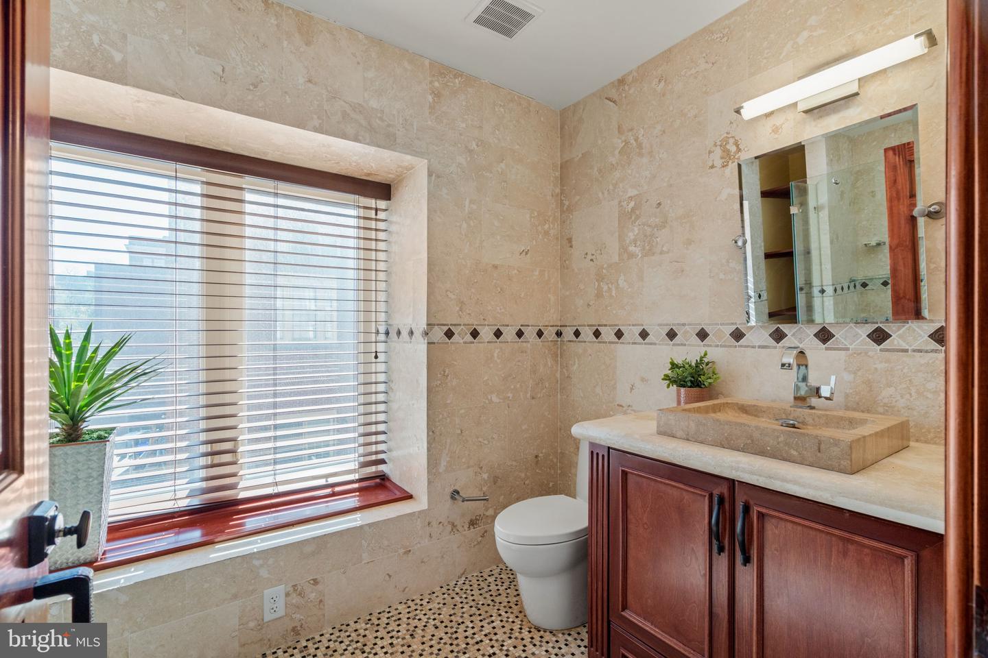 802 Locust St #penthouse Property Photo 27