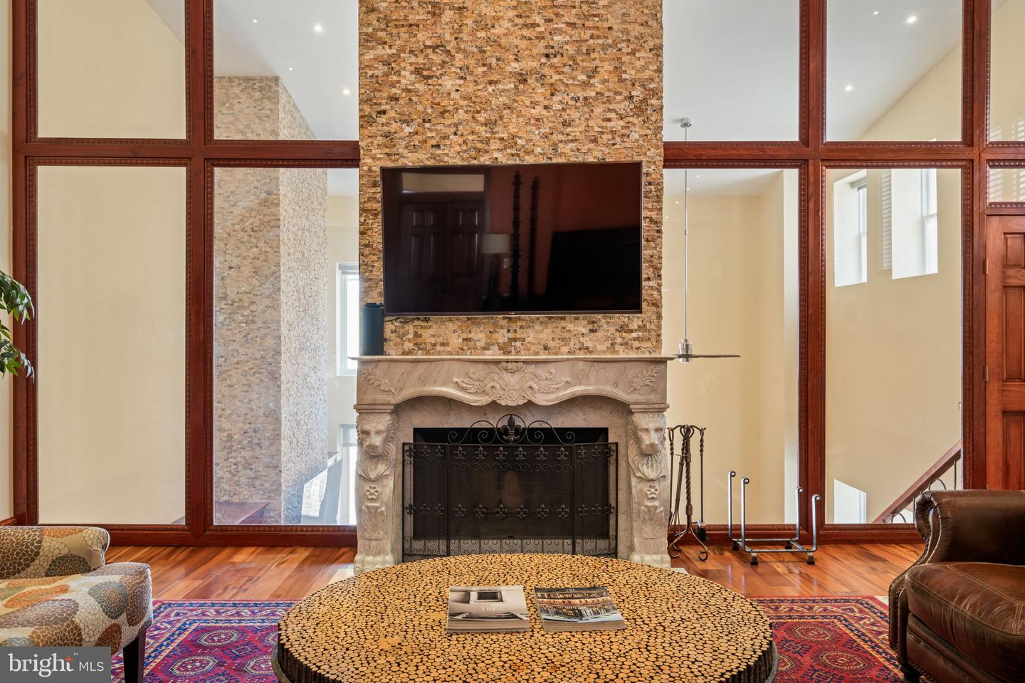 802 Locust St #penthouse Property Photo 32