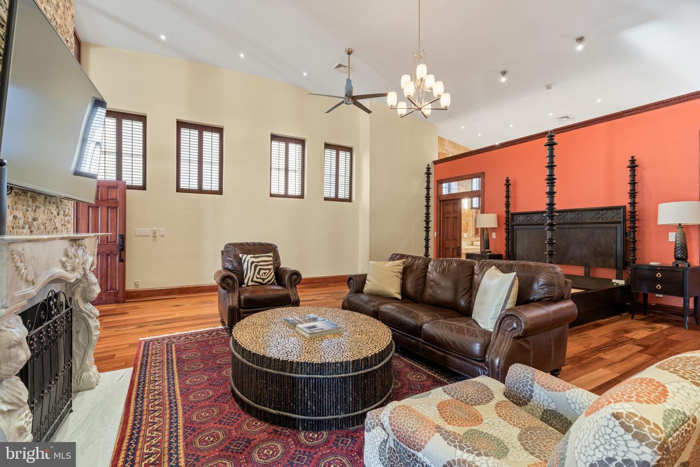 802 Locust St #penthouse Property Photo 34