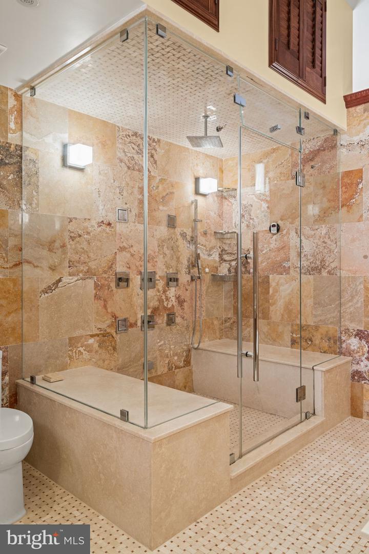 802 Locust St #penthouse Property Photo 43