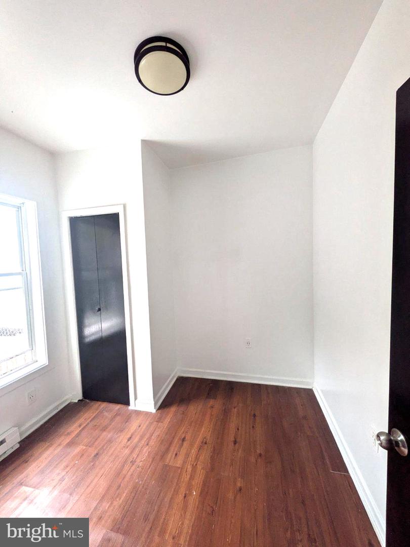 1729 N 24th #apt C Property Photo 8