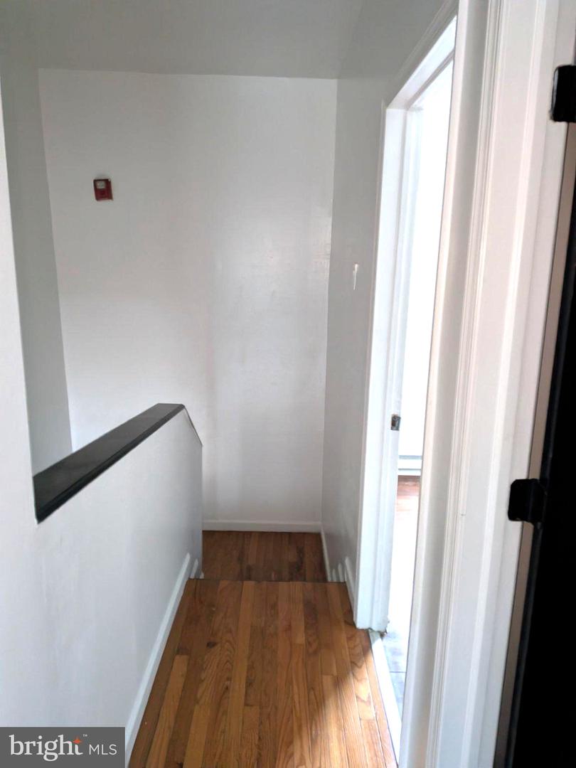 1729 N 24th #apt C Property Photo 16