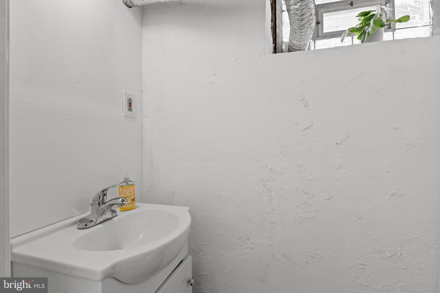 238 E Mount Pleasant Ave Property Photo 42