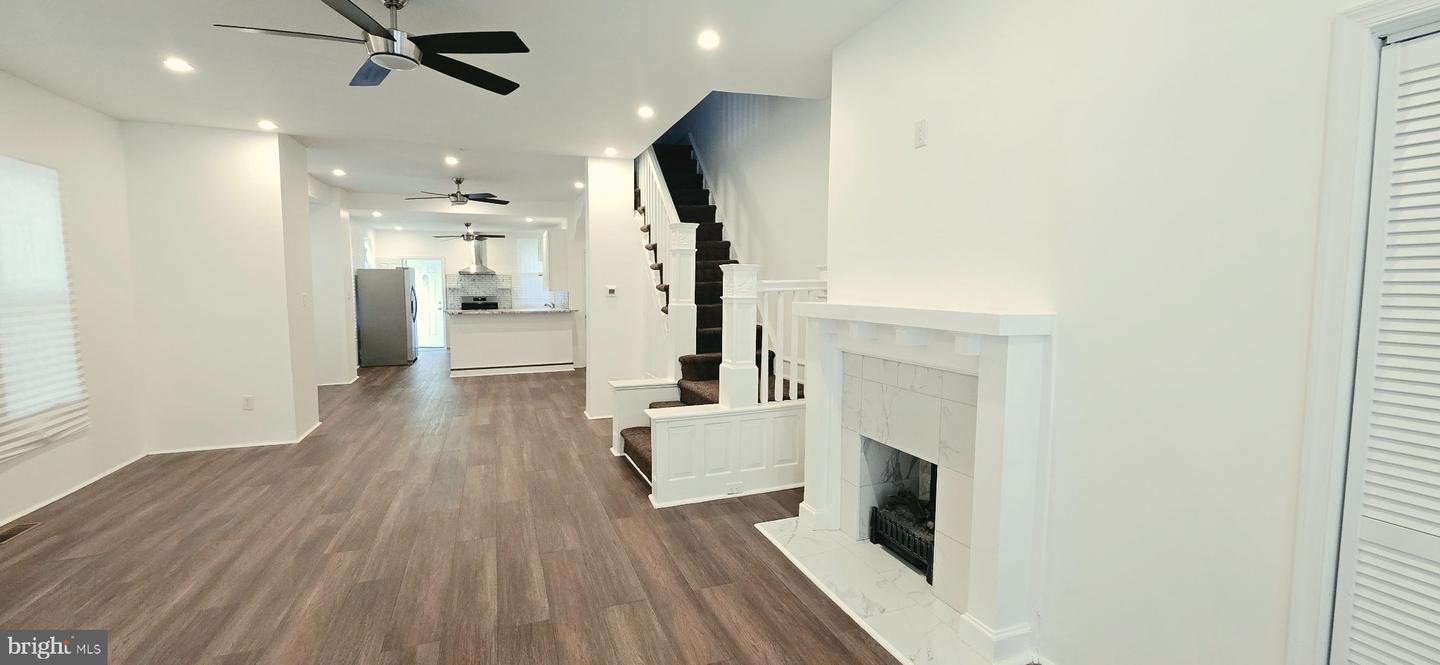 5113 N Marvine St Property Photo 4