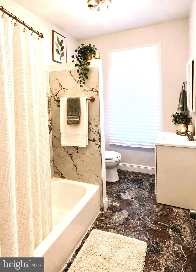 5113 N Marvine St Property Photo 26