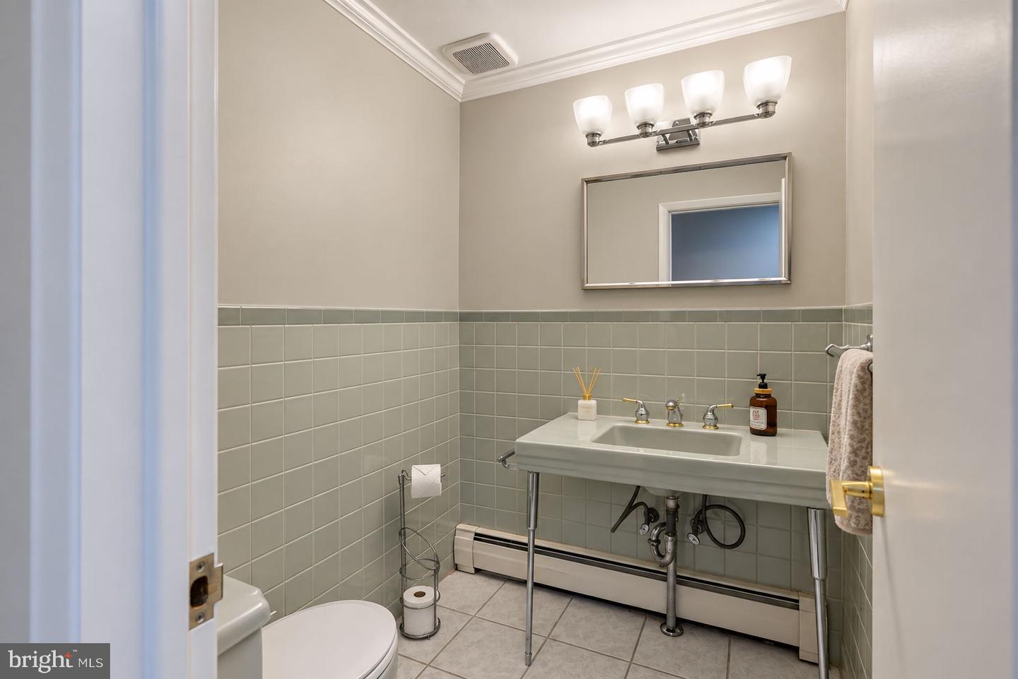 2206 Fulmer St Property Photo 34
