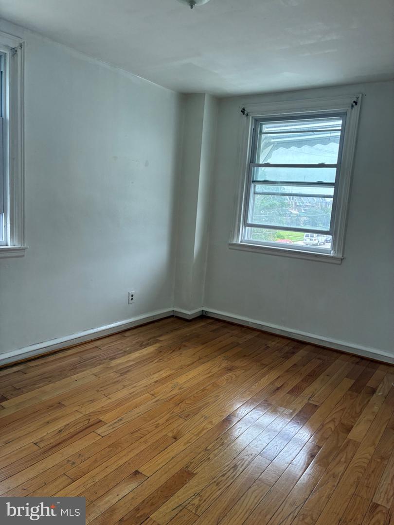 3054 Hellerman St Property Photo 14
