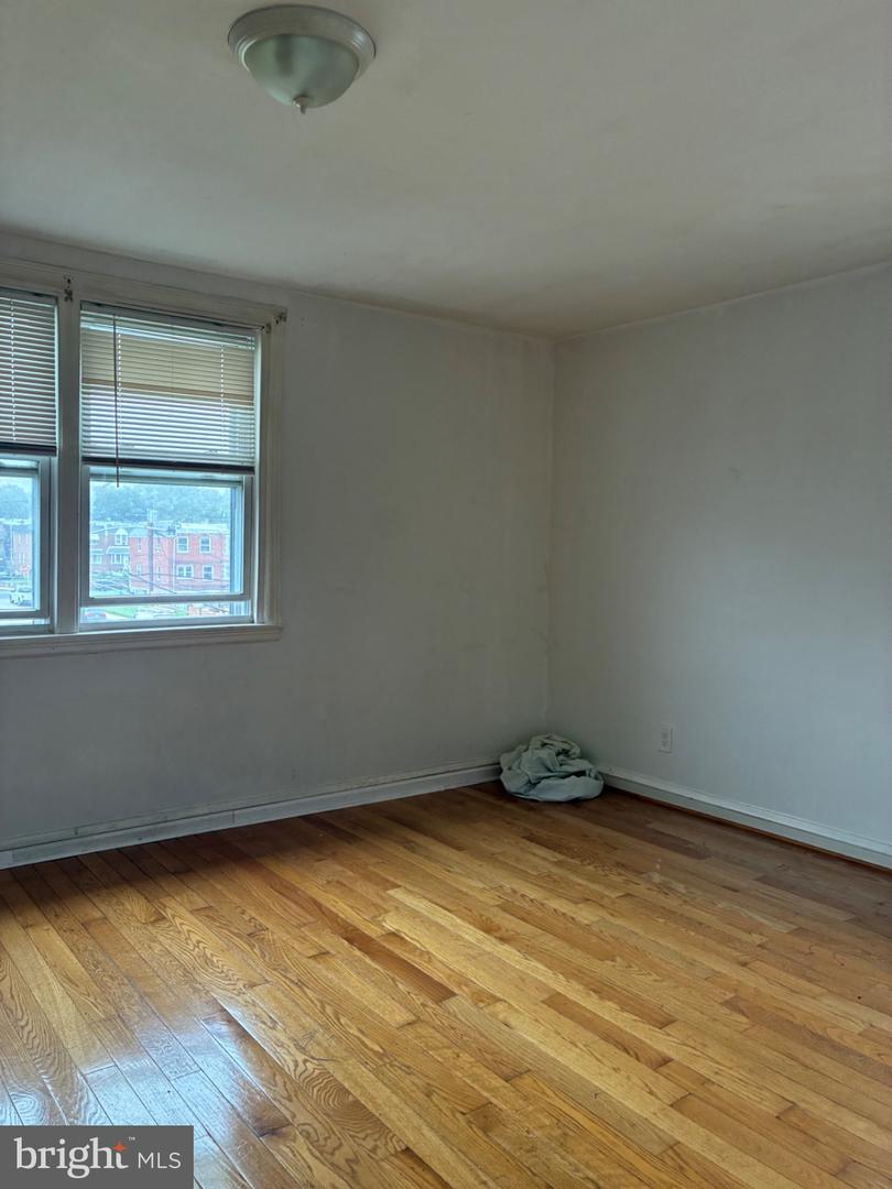 3054 Hellerman St Property Photo 15