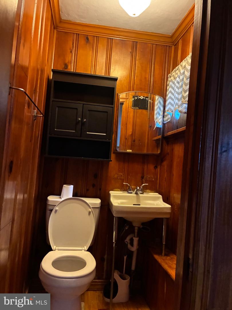 3054 Hellerman St Property Photo 20