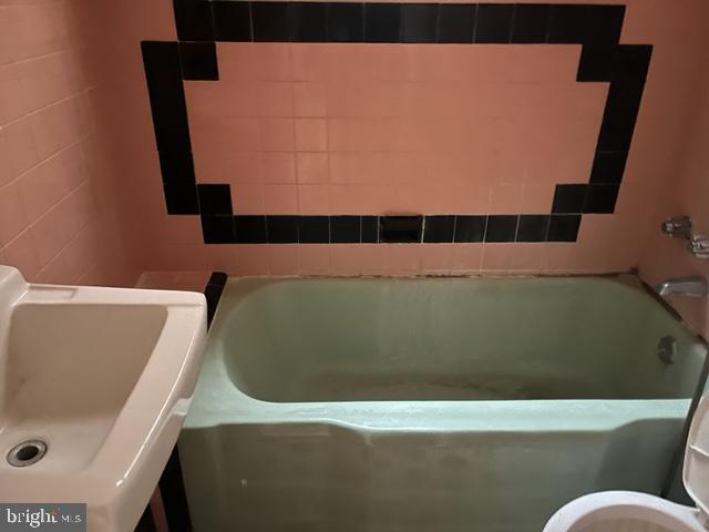 4849 N 9th St Property Photo 23