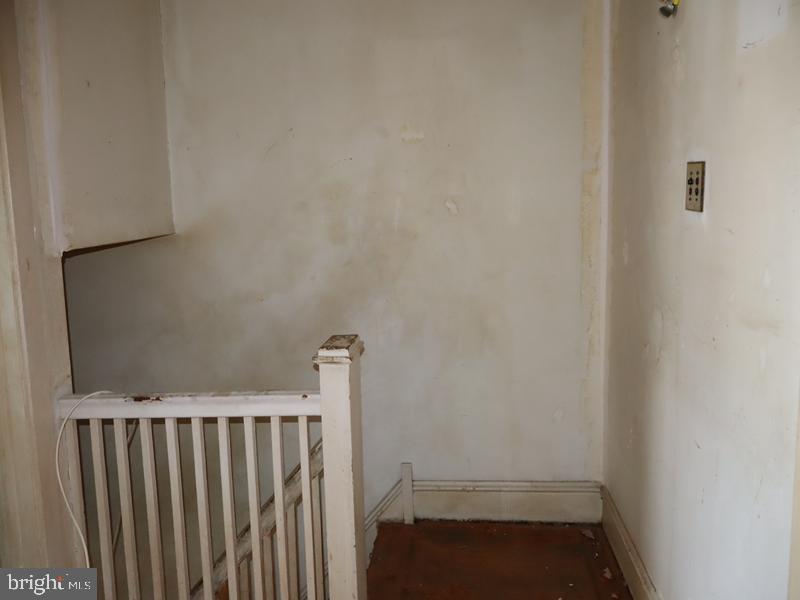 2012 W Spencer St Property Photo 15