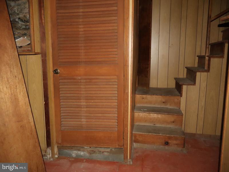 2012 W Spencer St Property Photo 23