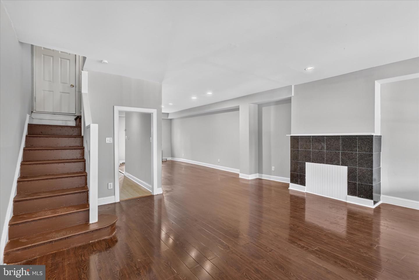 1326 Belfield Ave Property Photo 9