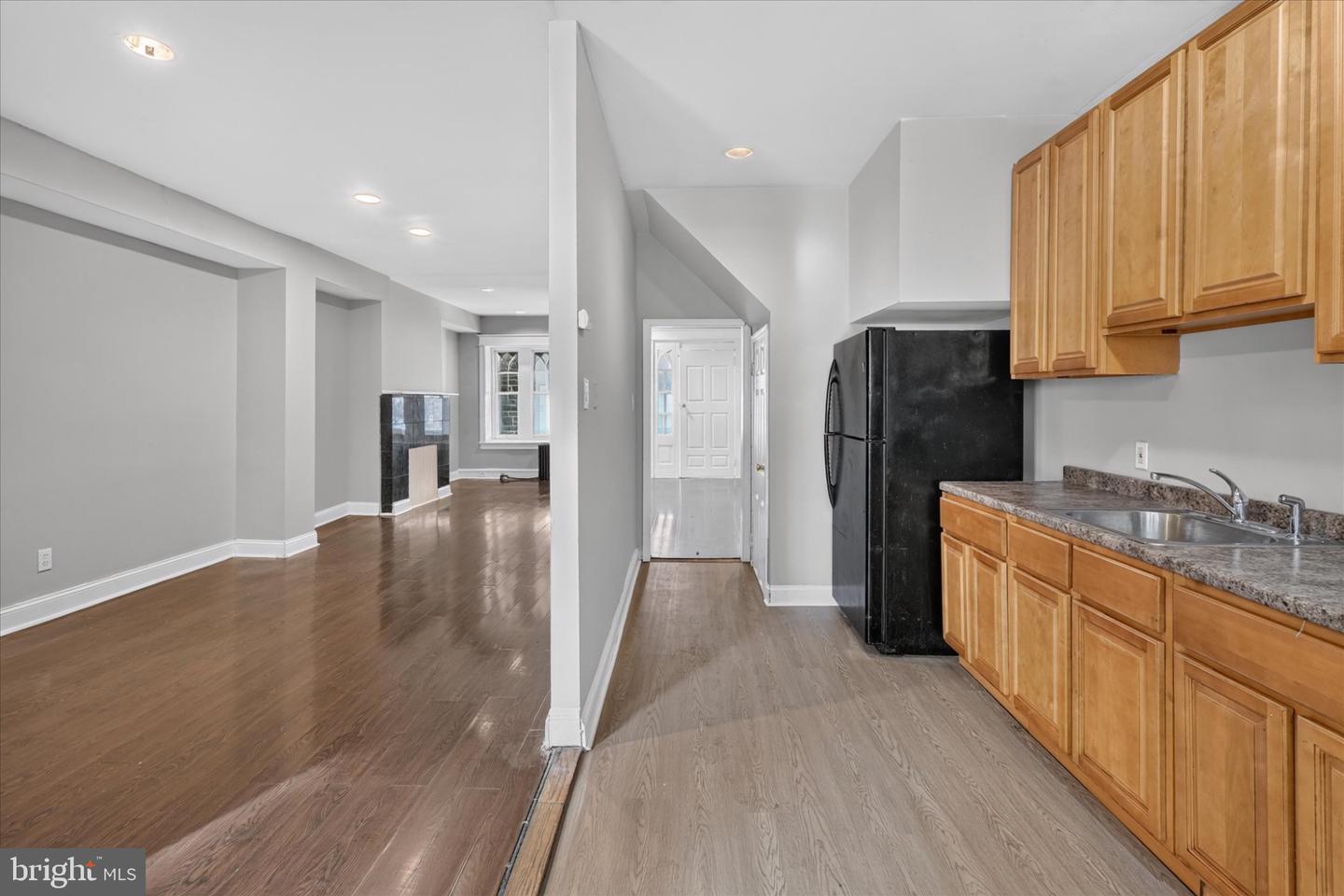 1326 Belfield Ave Property Photo 14
