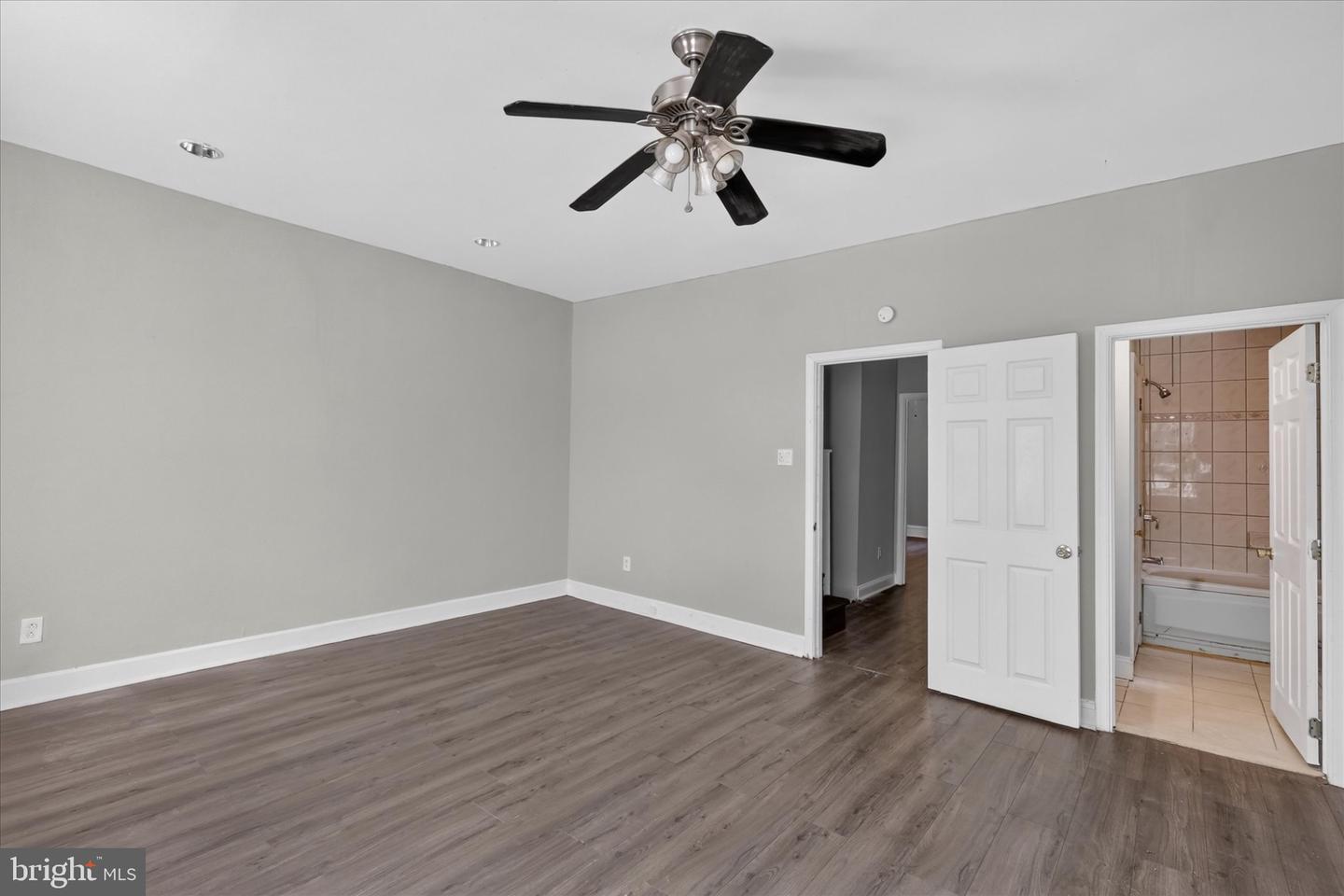 1326 Belfield Ave Property Photo 23