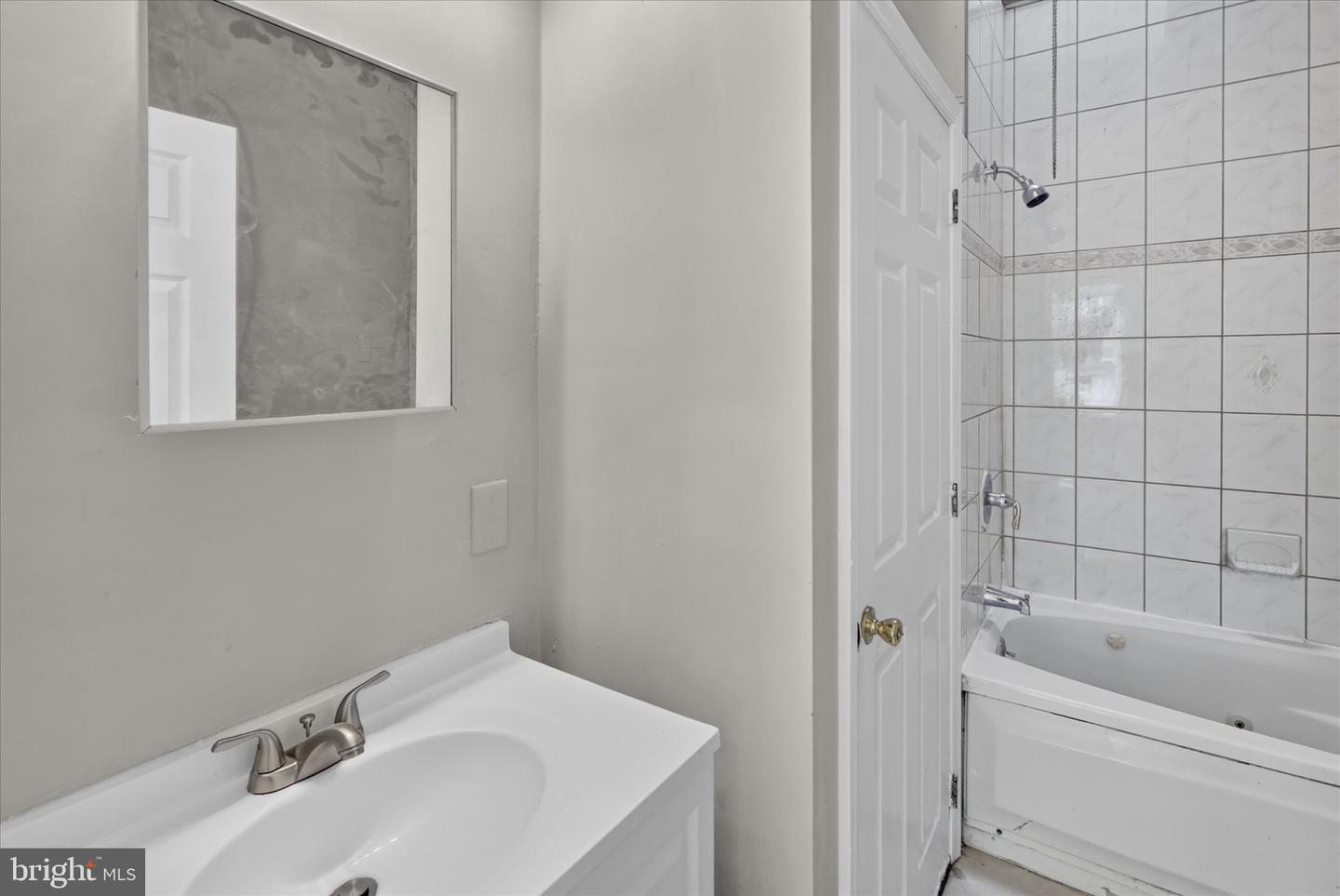 1326 Belfield Ave Property Photo 42