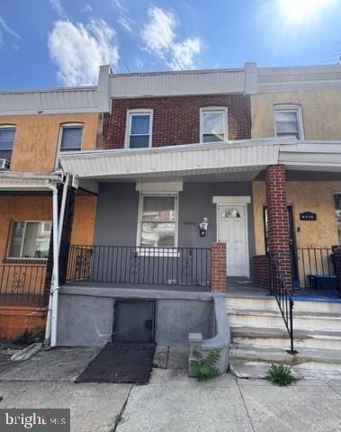 6408 Carlton St Property Photo 2