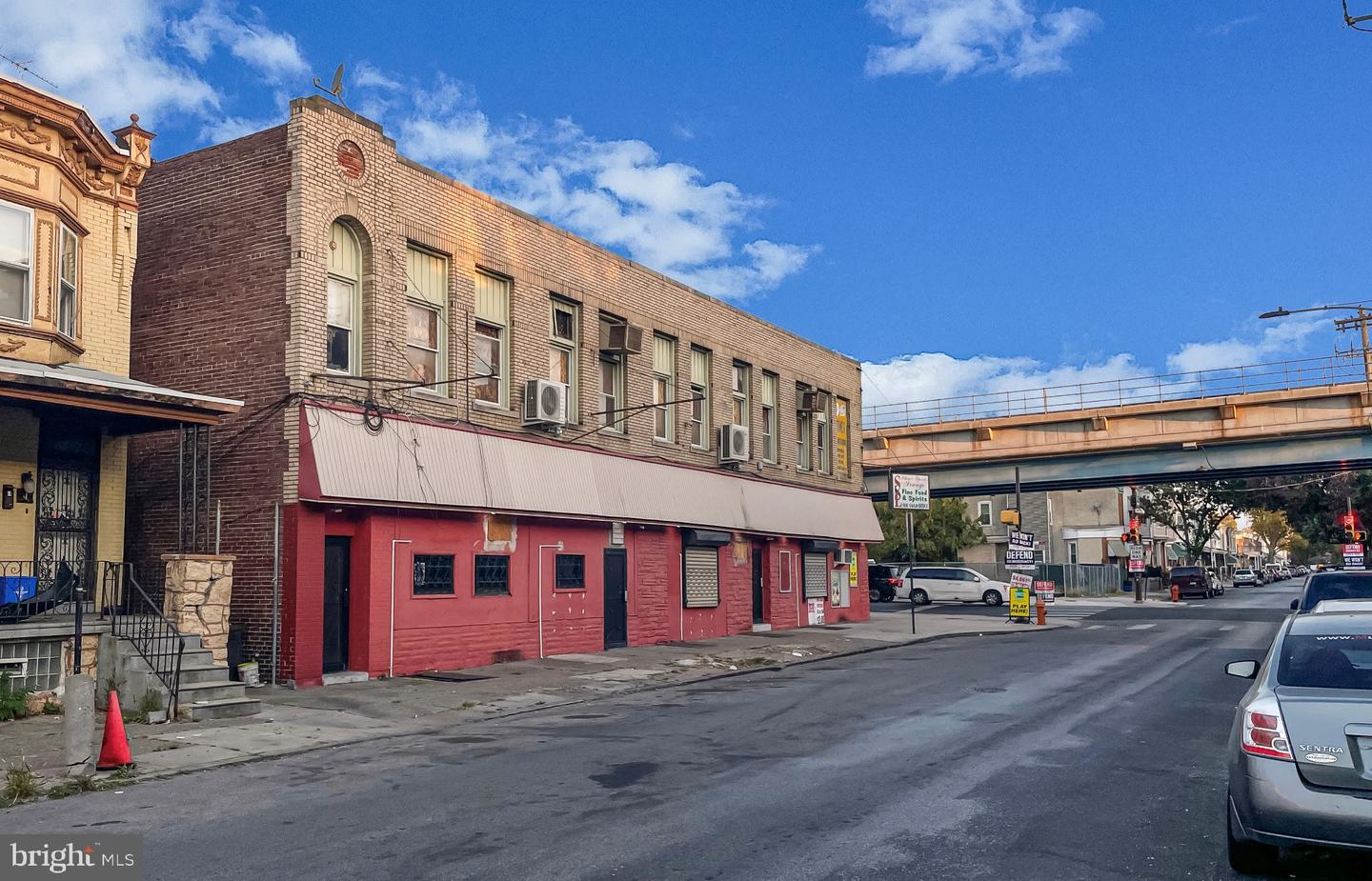 5300-02 Market St Property Photo 6