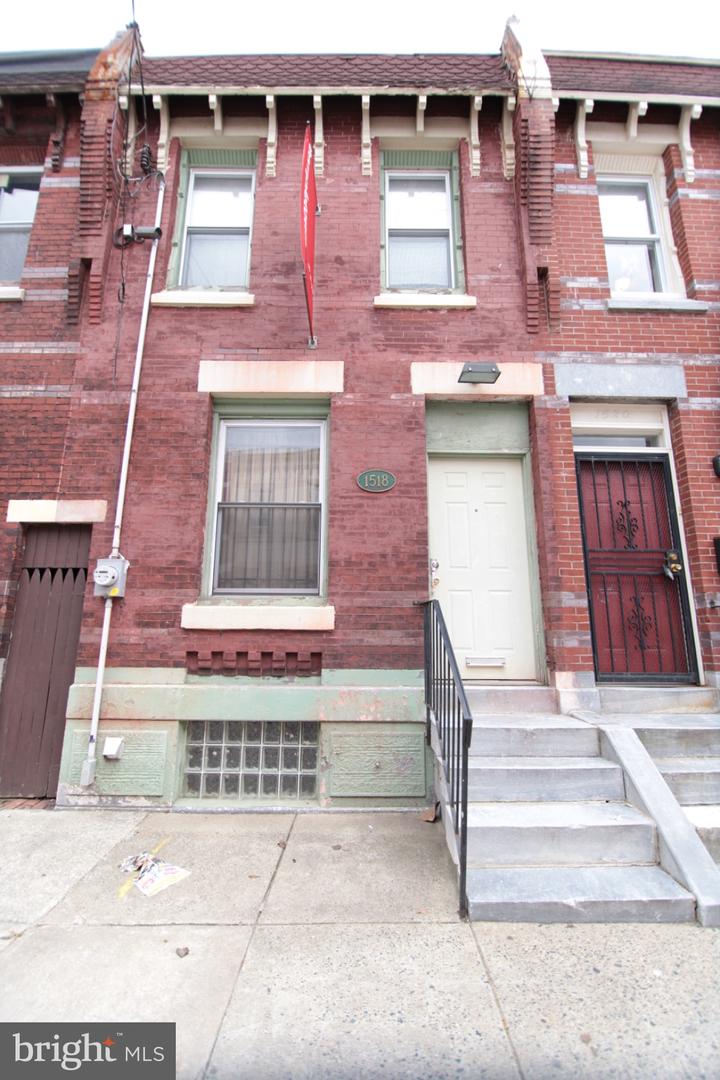 1518 Fontain St Property Photo 1