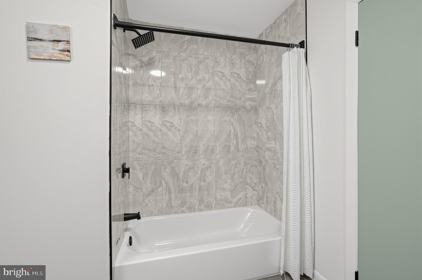 228 N 57th St Property Photo 16
