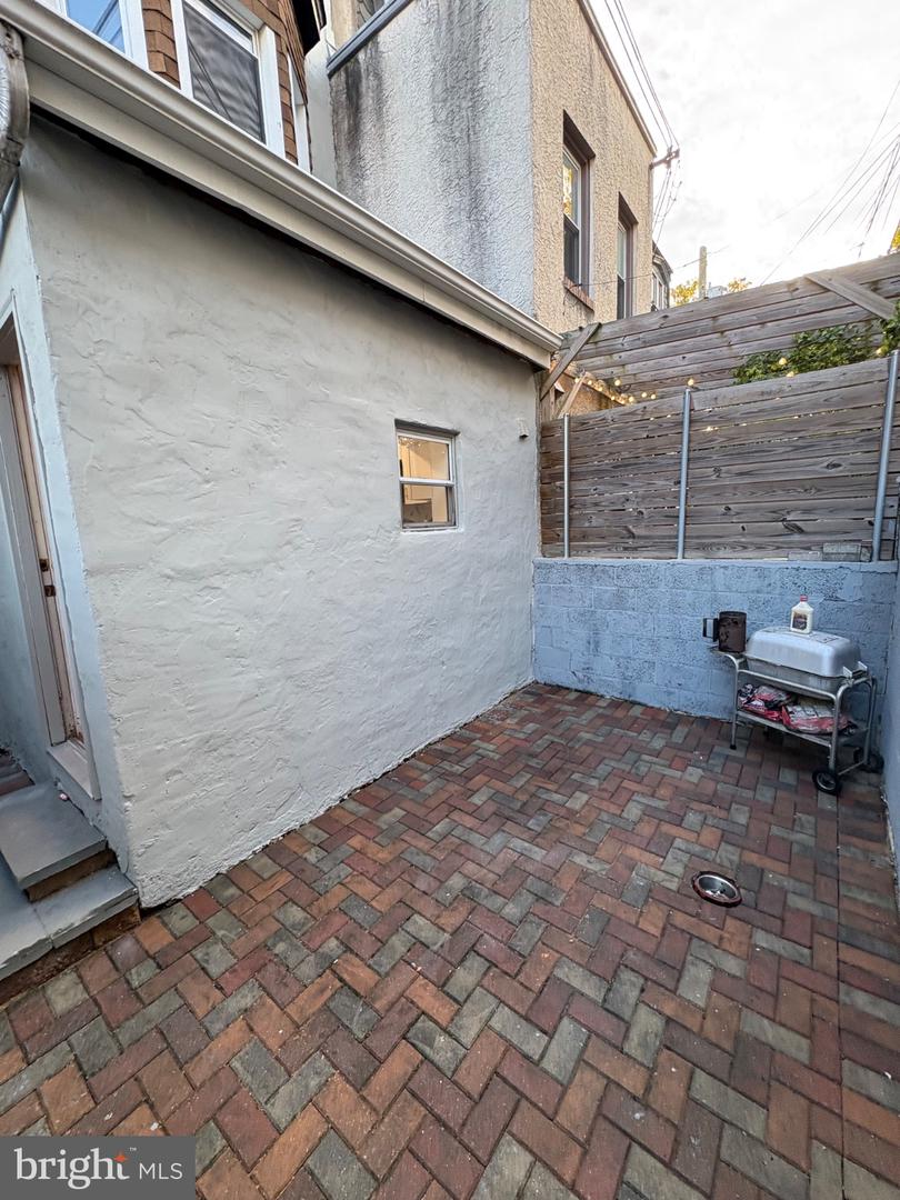 2345 Saint Albans Property Photo 6