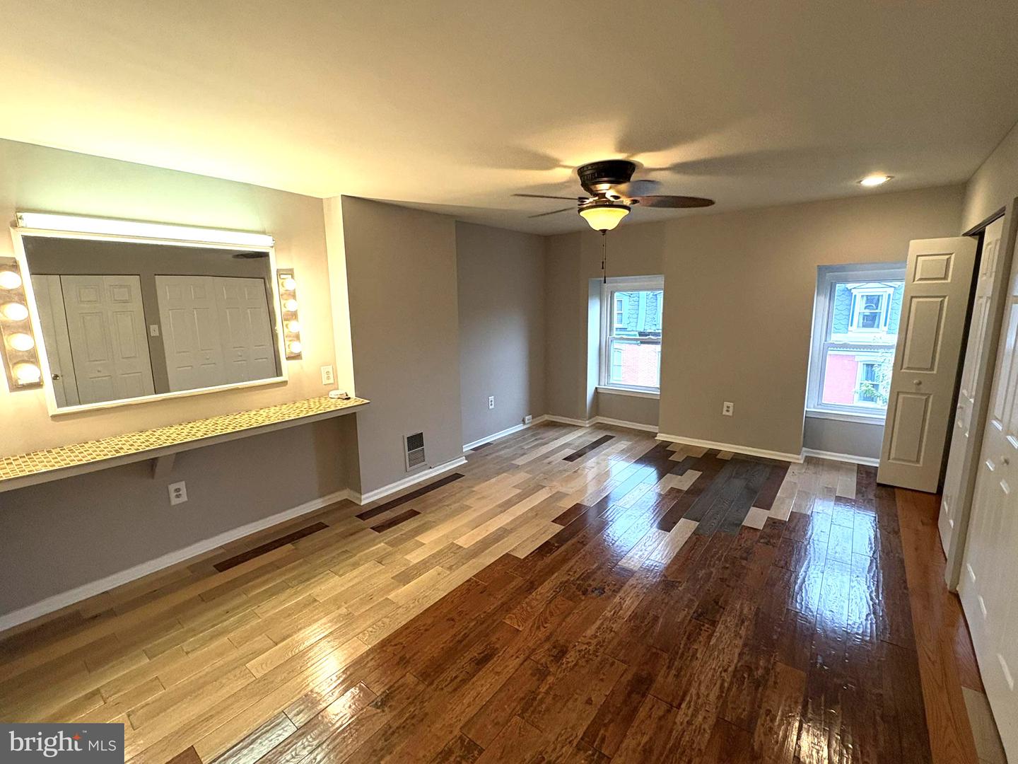 2345 Saint Albans Property Photo 47
