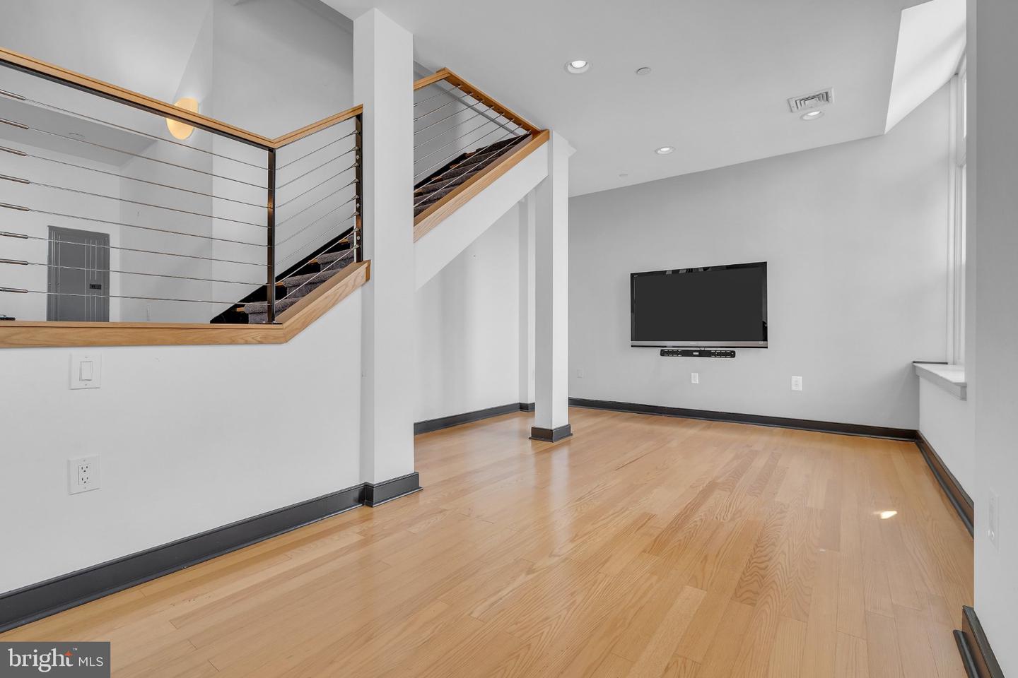 111 S 15th St #p302 Property Photo 18