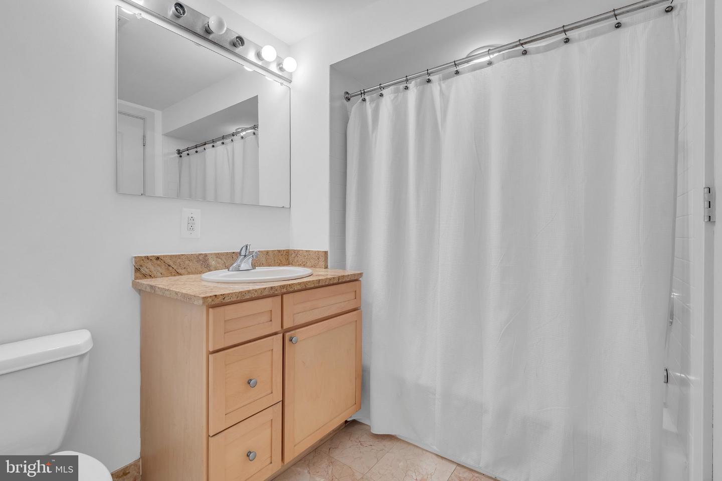 111 S 15th St #p302 Property Photo 40