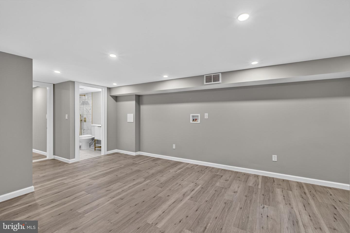 1509 Kinsdale St Property Photo 19