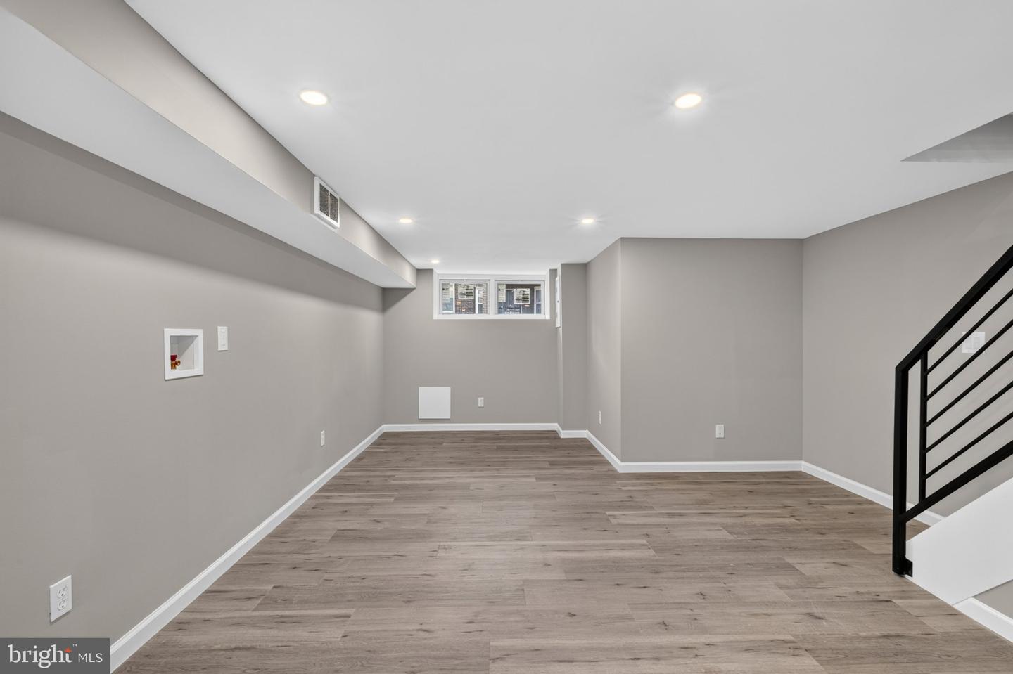 1509 Kinsdale St Property Photo 22
