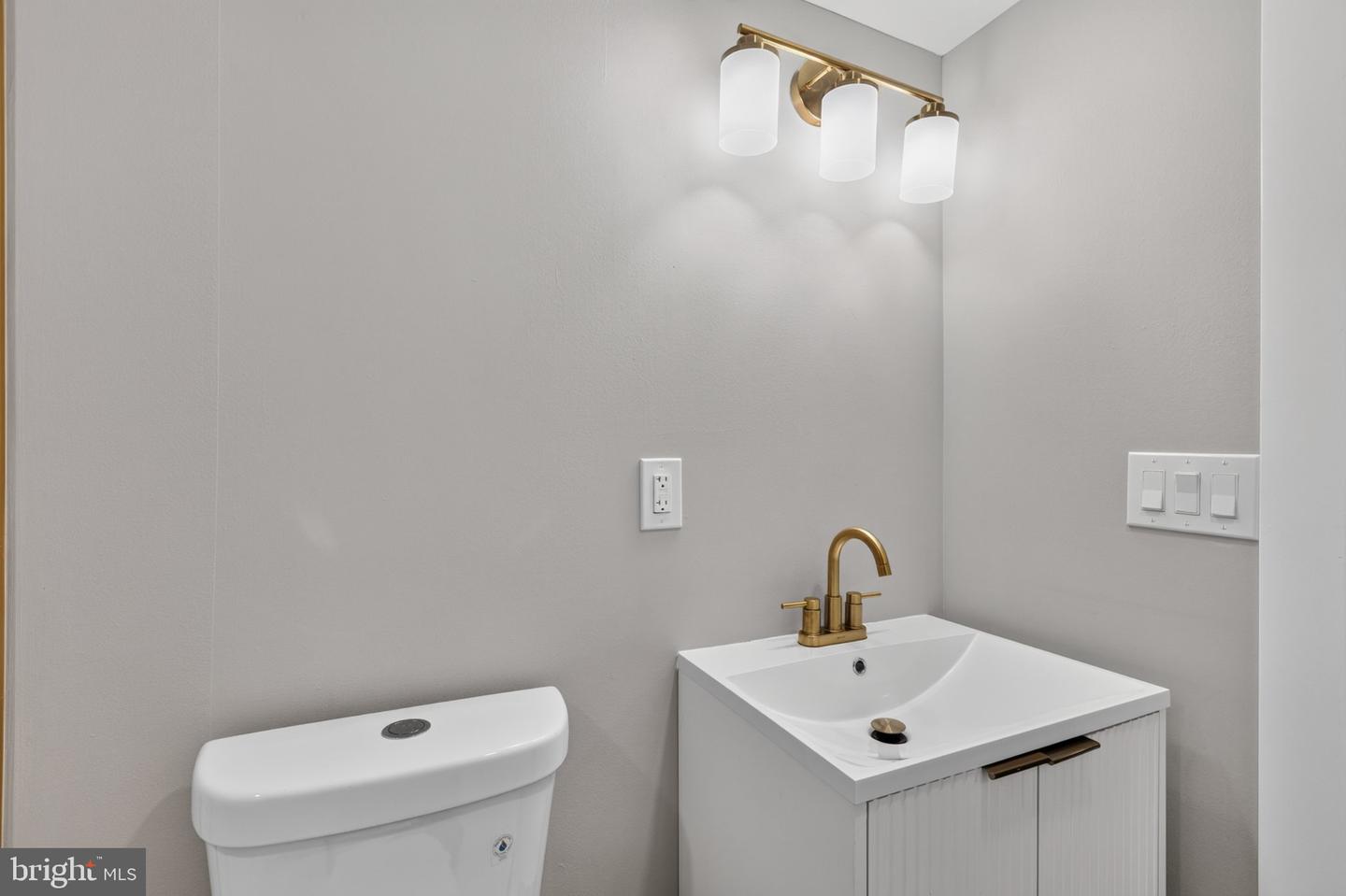 1509 Kinsdale St Property Photo 24