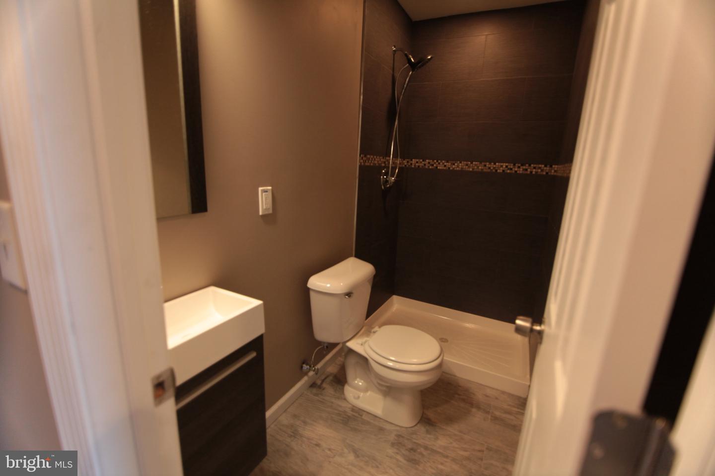 1715 Cecil B Moore Ave Property Photo 25