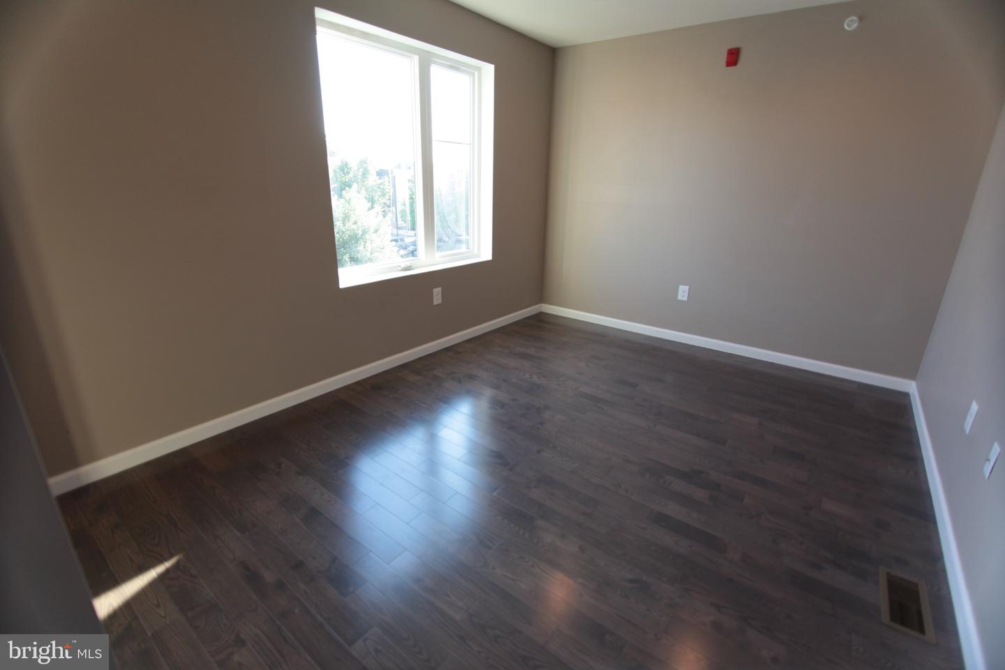 1715 Cecil B Moore Ave Property Photo 32