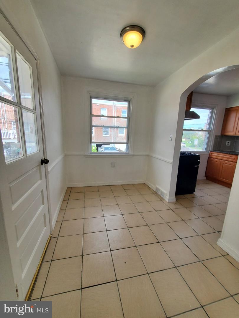 1141 Kerper St Property Photo 26