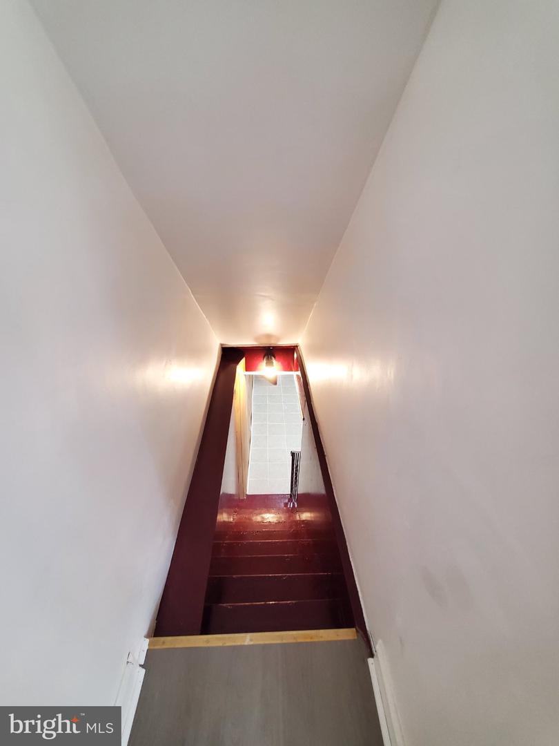 1141 Kerper St Property Photo 30