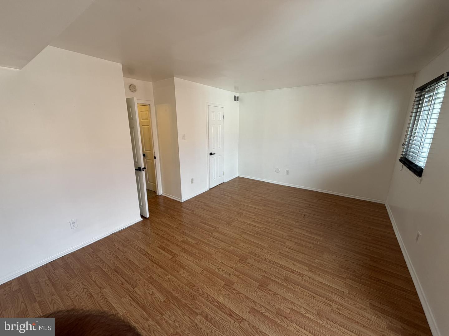 7751 Oxford Ave #2 Property Photo 11