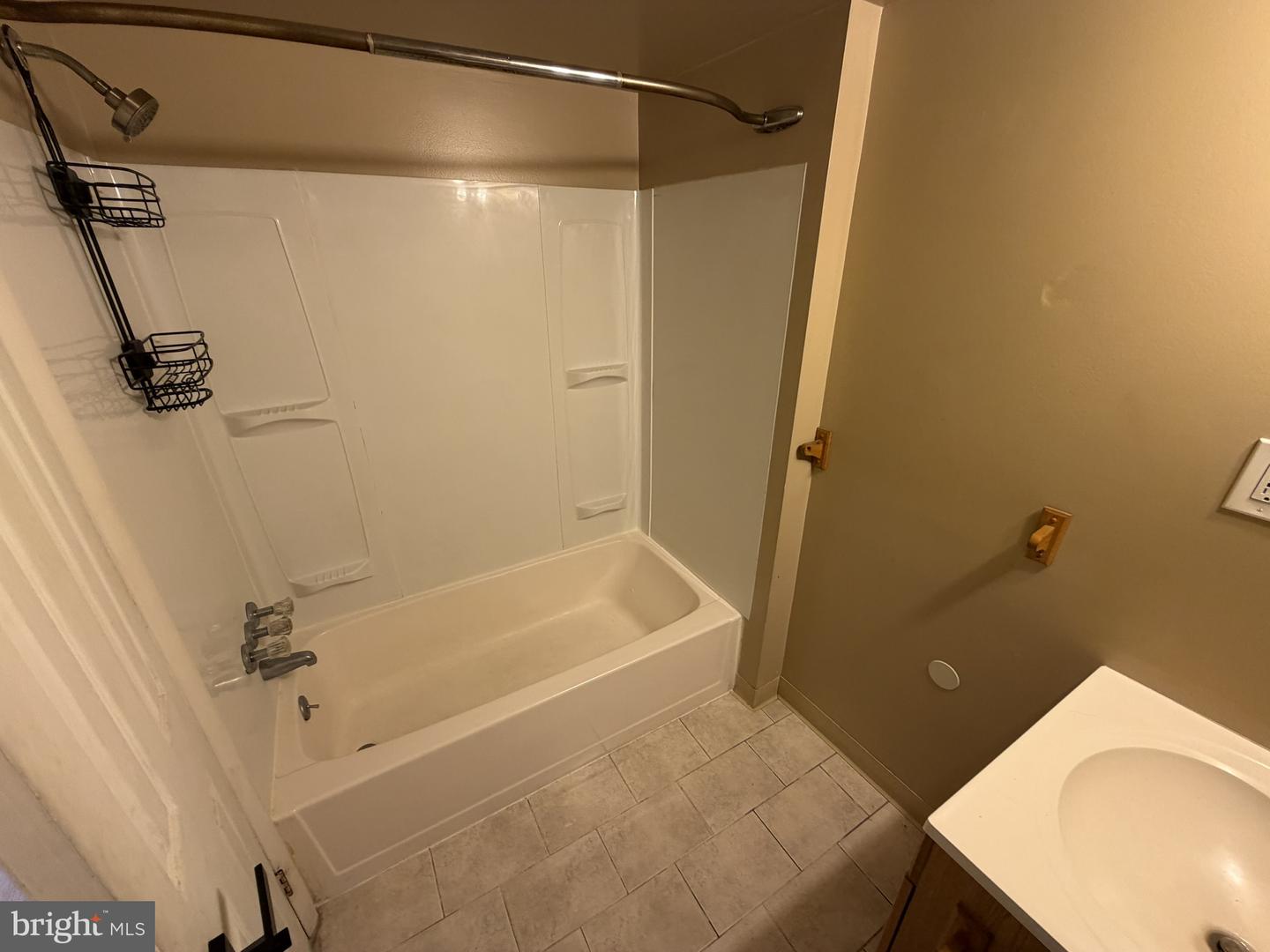 7751 Oxford Ave #2 Property Photo 13