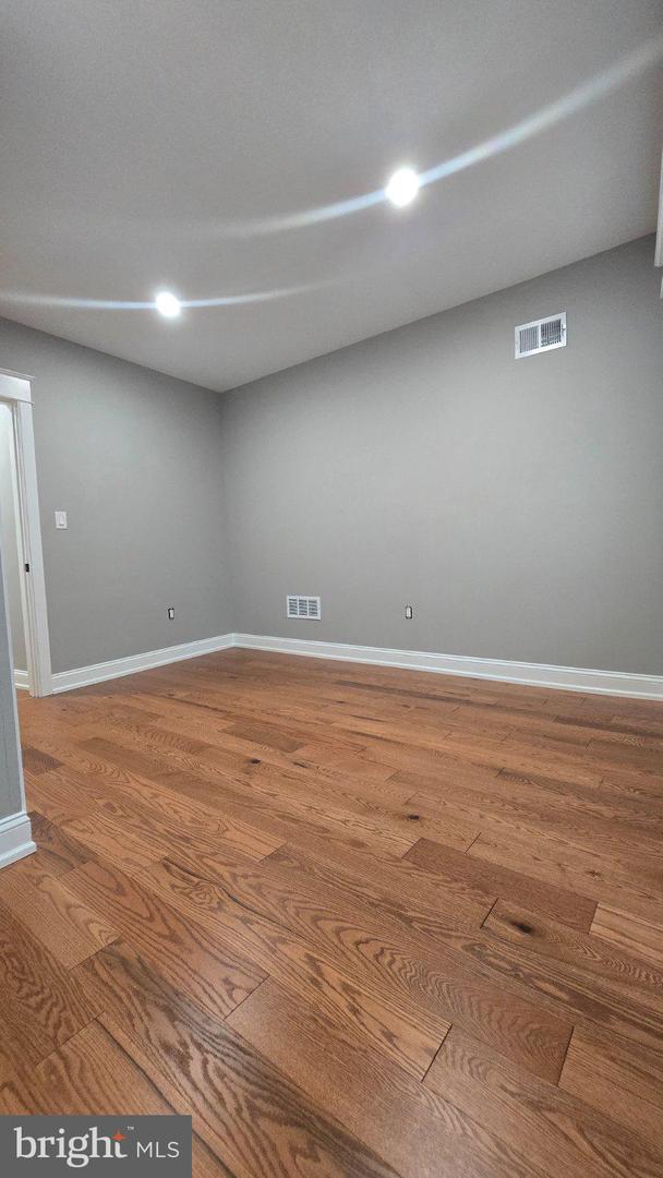 3936 Dexter St Property Photo 24