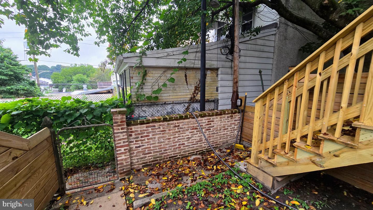 3936 Dexter St Property Photo 25
