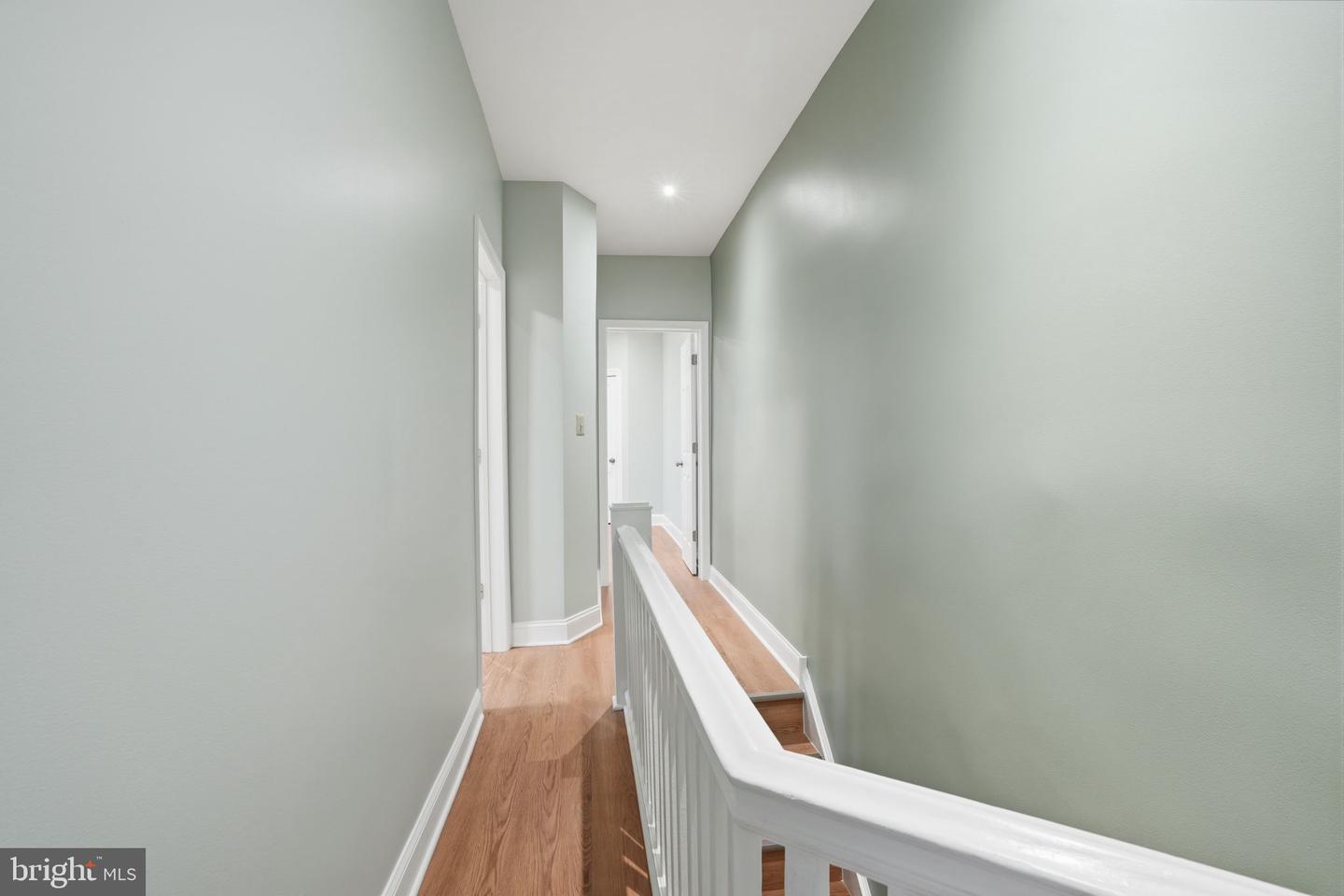 5604 2nd St Property Photo 8