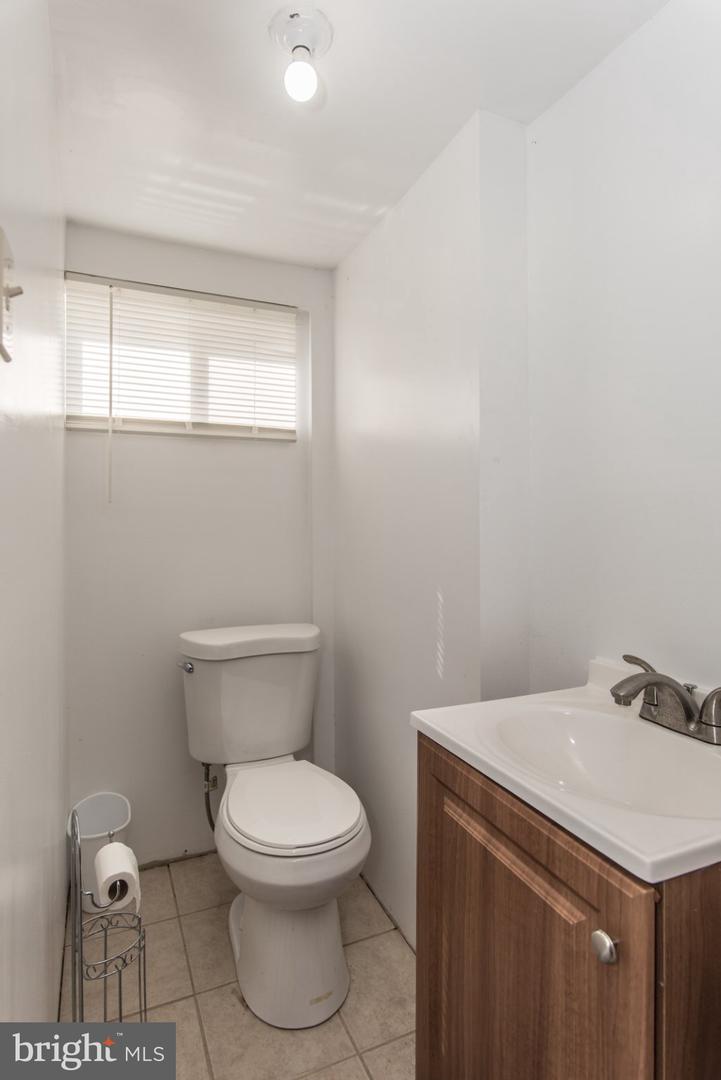 6353 Gillespie St Property Photo 34