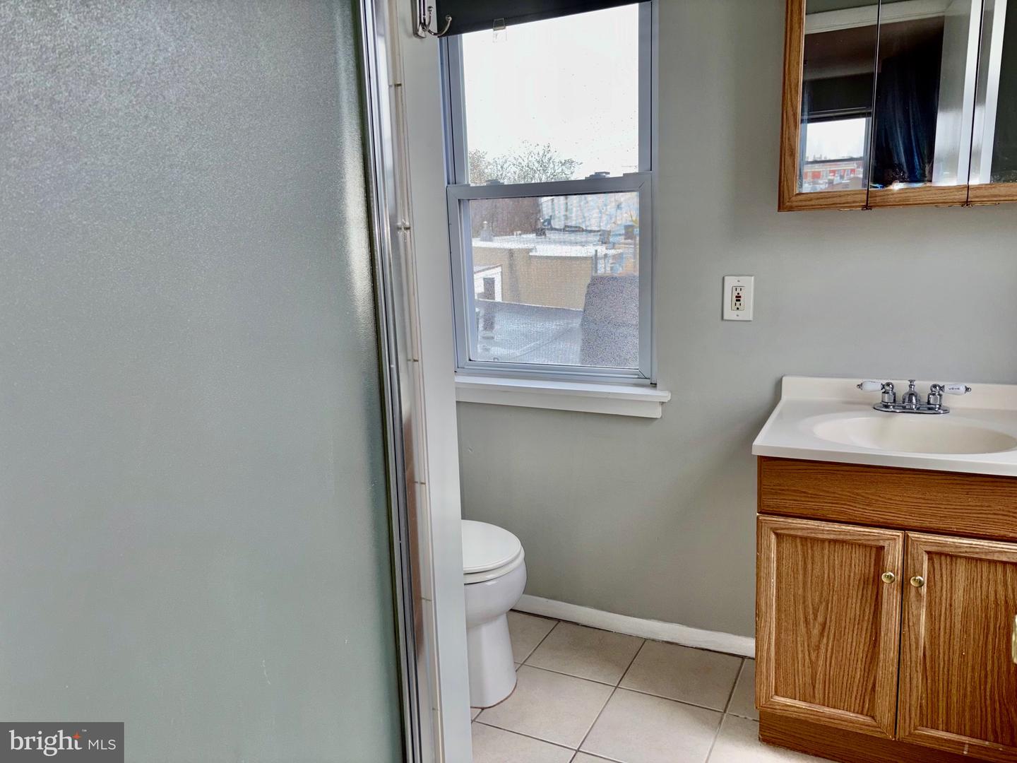 2635 E Lehigh Ave #3 Property Photo 6