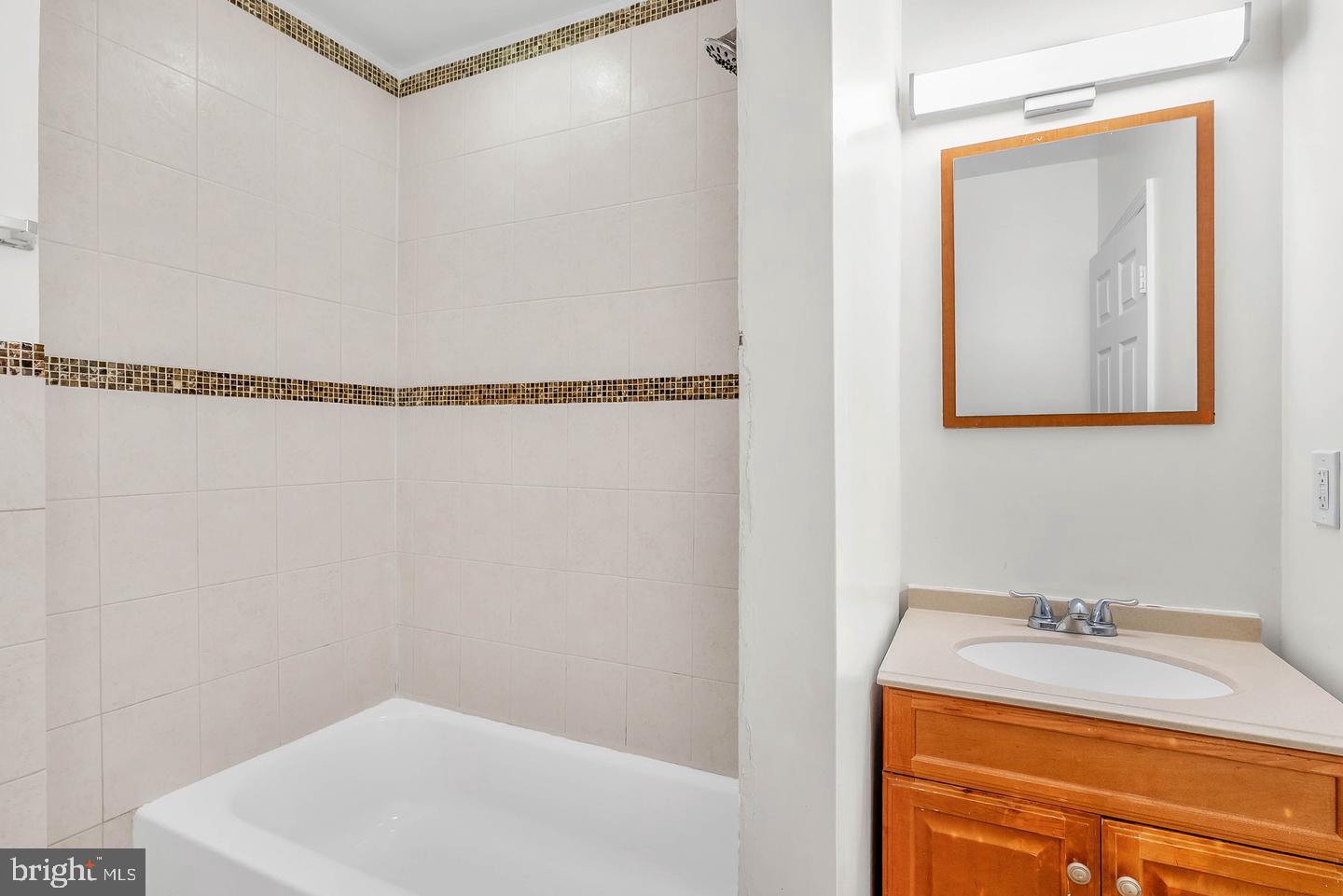 1504 Brown St Property Photo 6