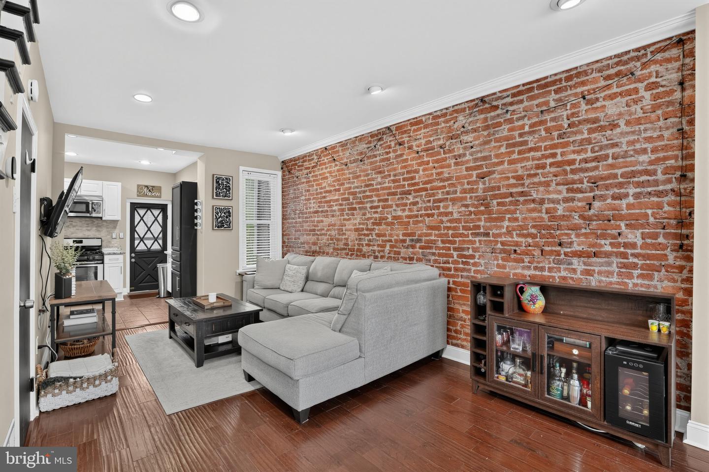 135 W Ritner St Property Photo 8