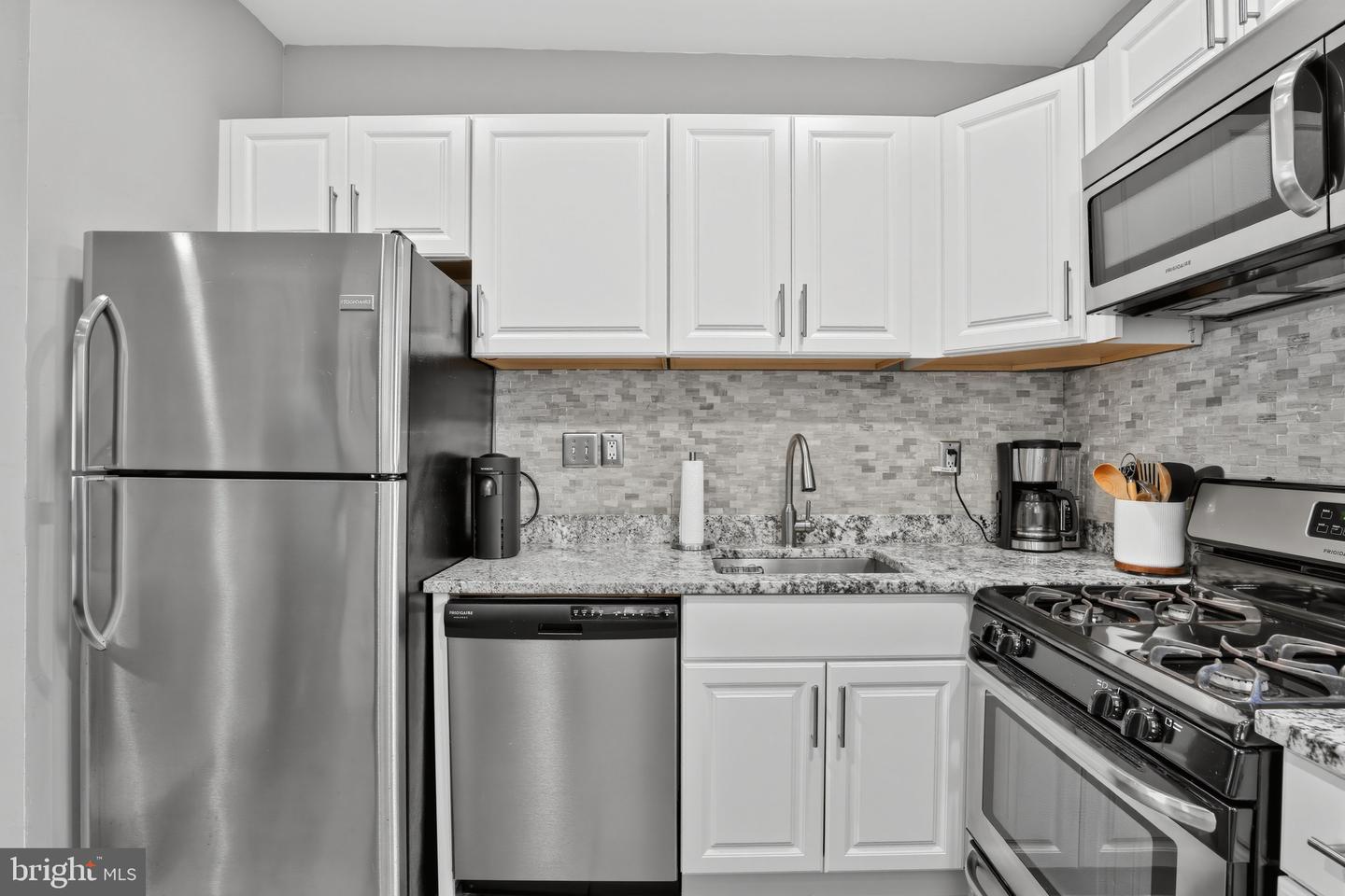 135 W Ritner St Property Photo 12