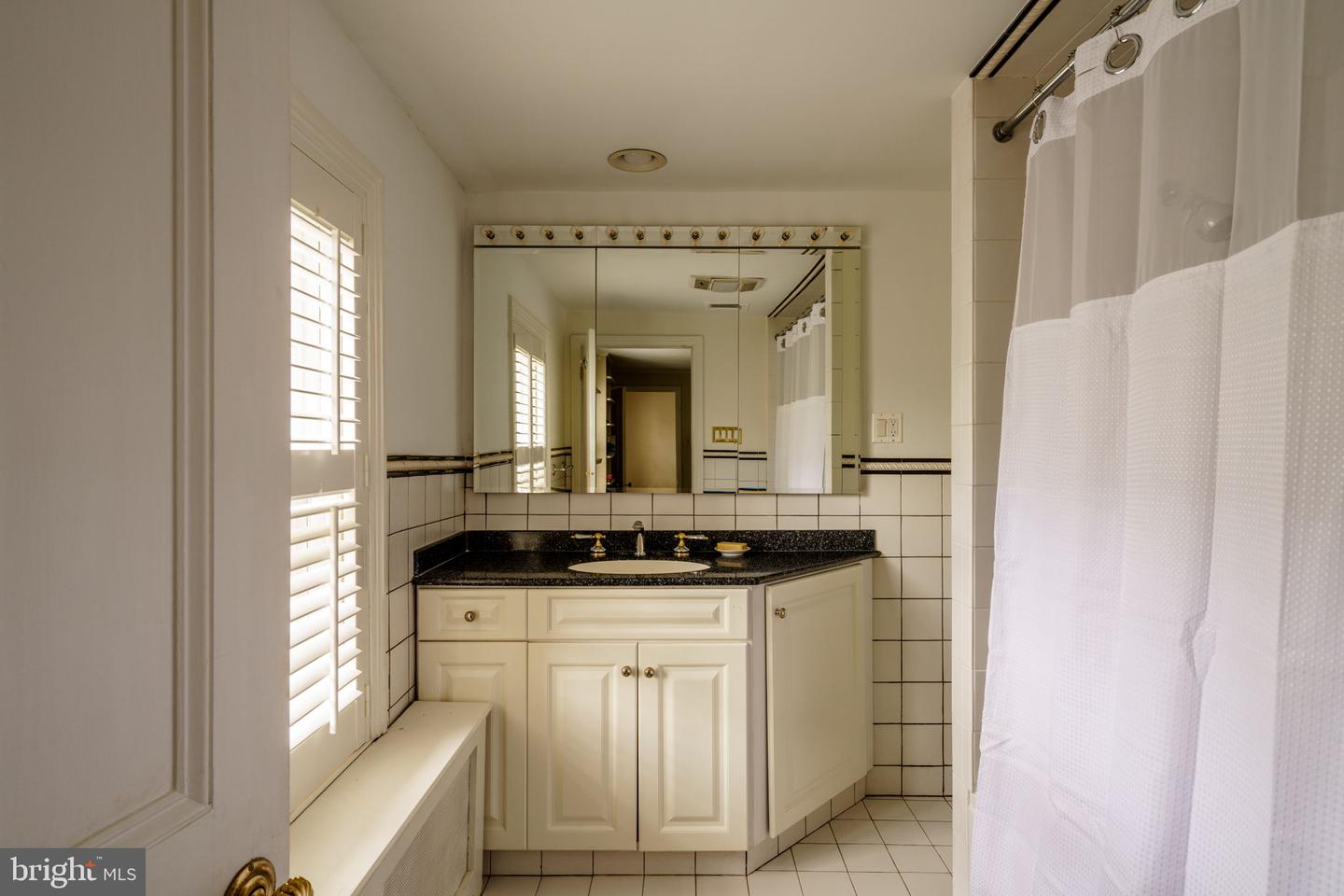 1835 Delancey Pl Property Photo 41