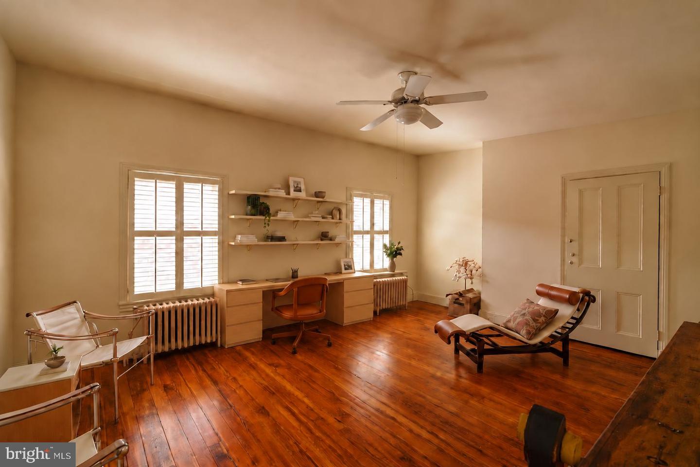1835 Delancey Pl Property Photo 47
